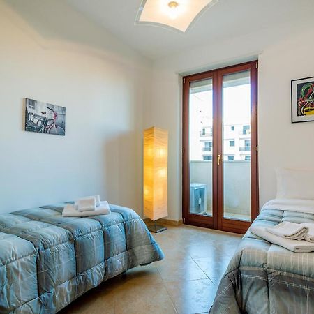 Goodstay Archimede Apartment Lecce Exterior foto