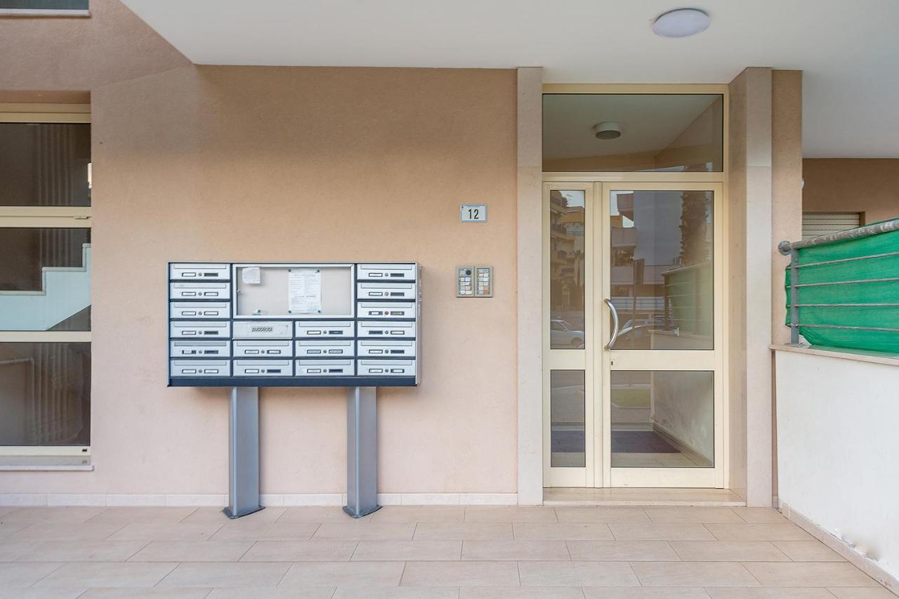 Goodstay Archimede Apartment Lecce Exterior foto