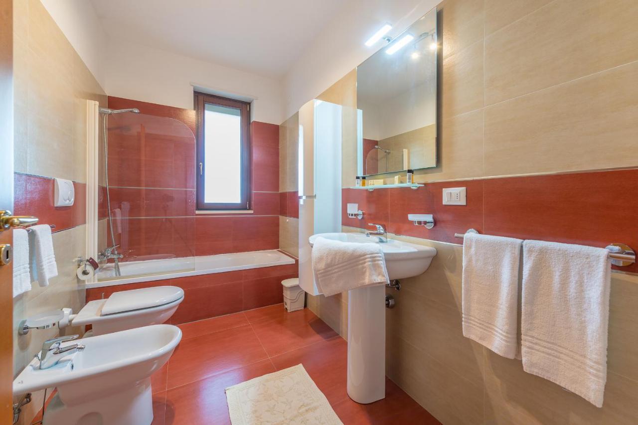 Goodstay Archimede Apartment Lecce Exterior foto